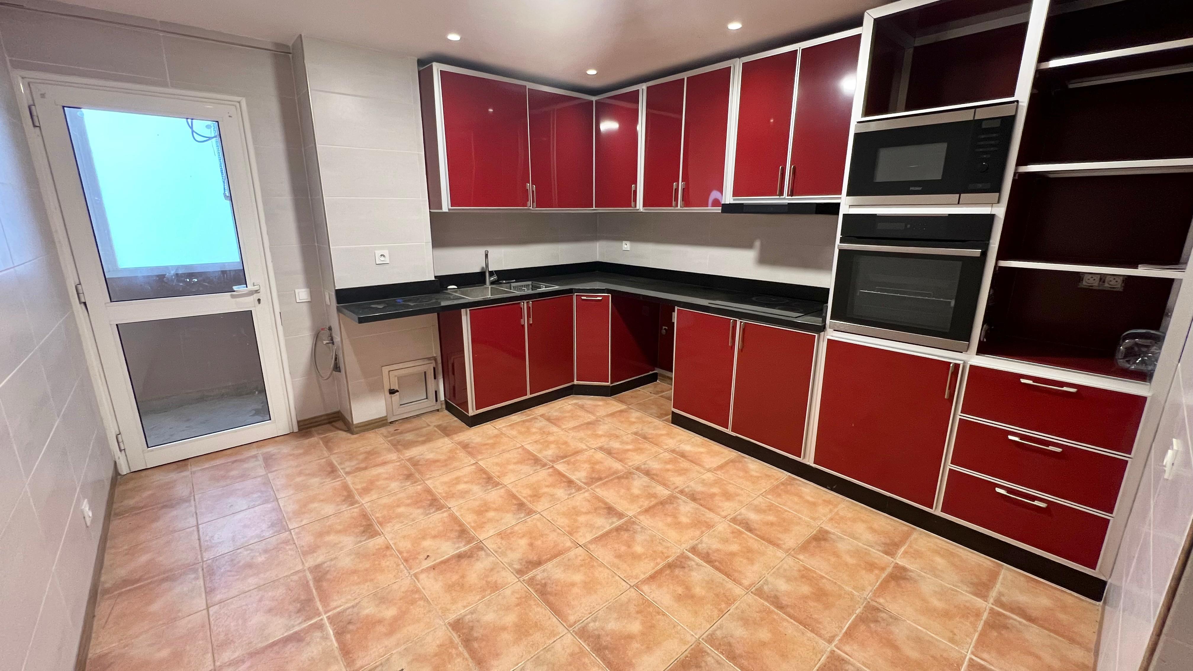 Appartement à louer 3 chambre 130m à Victor Higo 